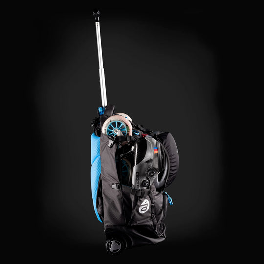 Cádomotus-hybrid-transition-bag-inline-skates-side