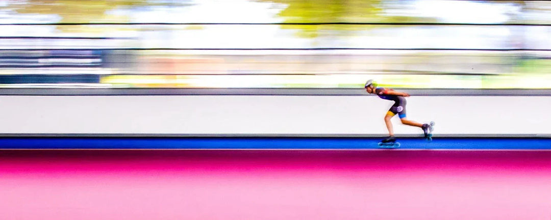 Acceleration and roll of different size inline skate wheels demonstrated