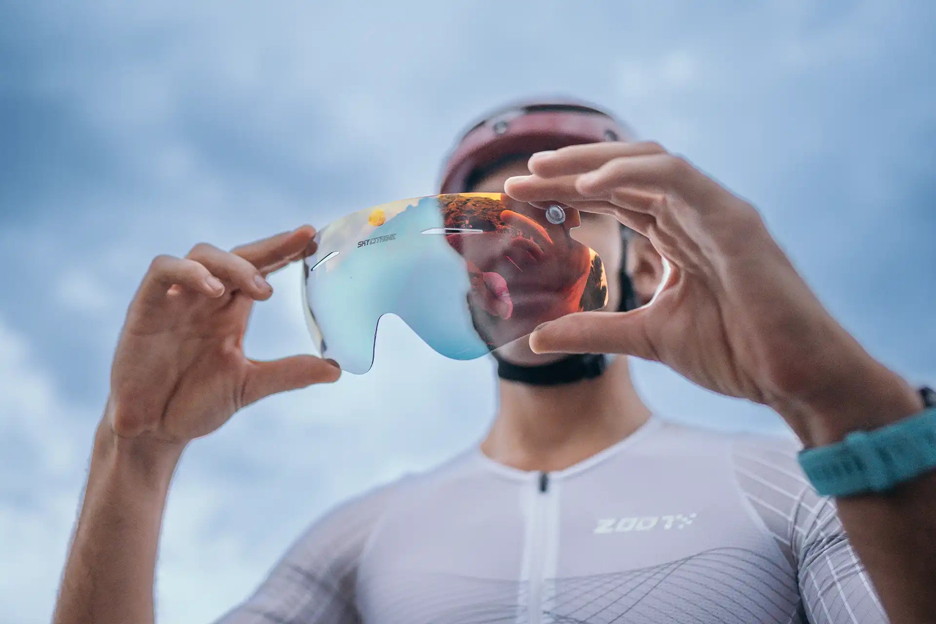 Helmet lenses & accessories