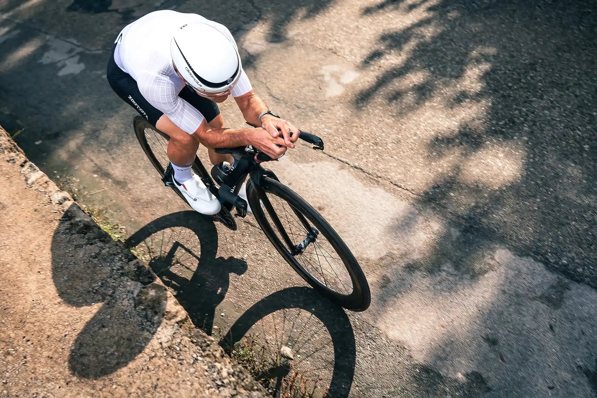 Pro-level Road Cycling Shoes. Transition Ready.